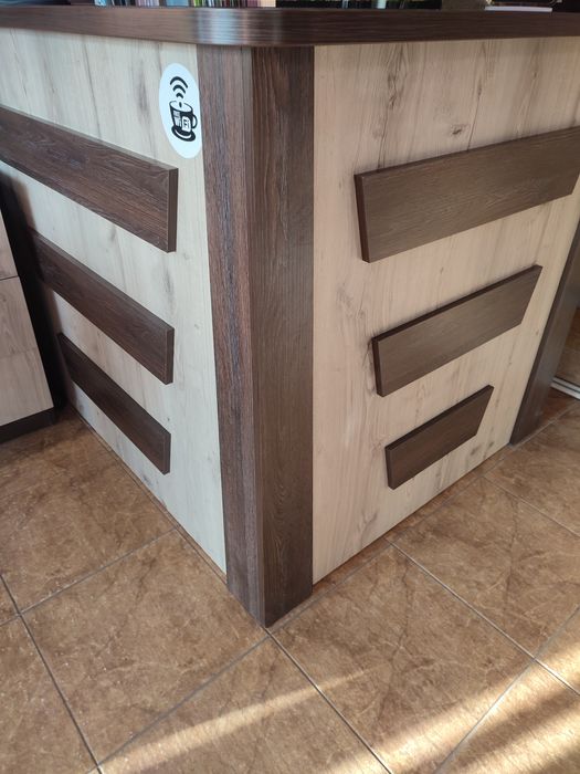 Ресепшн стійка адміністратора