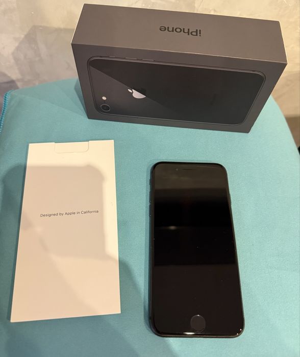 IPhone 8 space gray 64gb