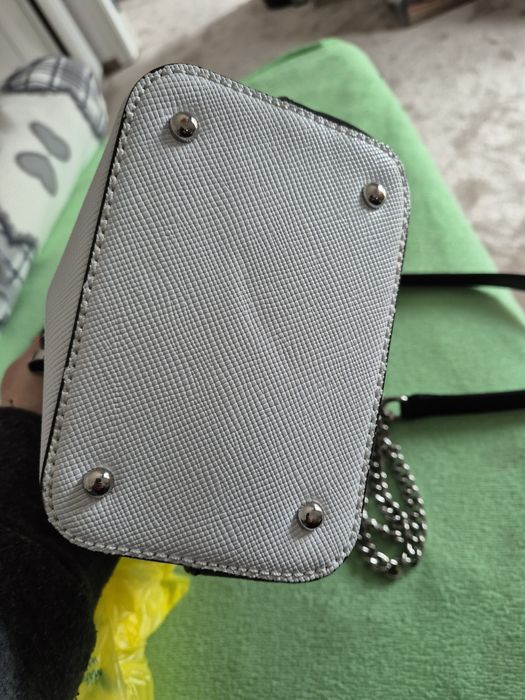 Plecaczek torebka Guess