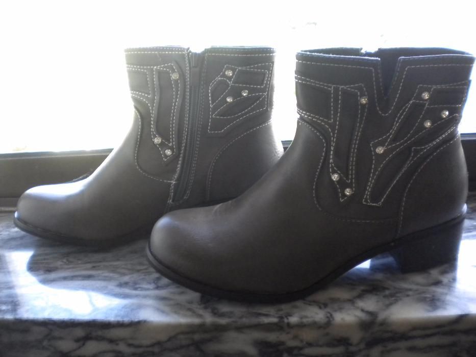 Botas cinza NOVAS Nº 39 giras