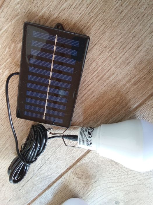 Lâmpada recarregável com painel solar/ off grid campismo