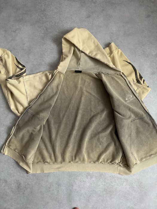 Кофта balenciaga unity y2k tribal zip