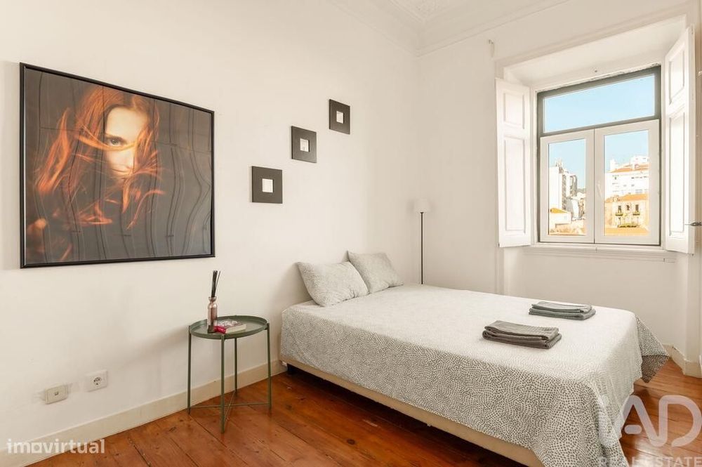 Apartamento T2 em Alcântara de 59 m2