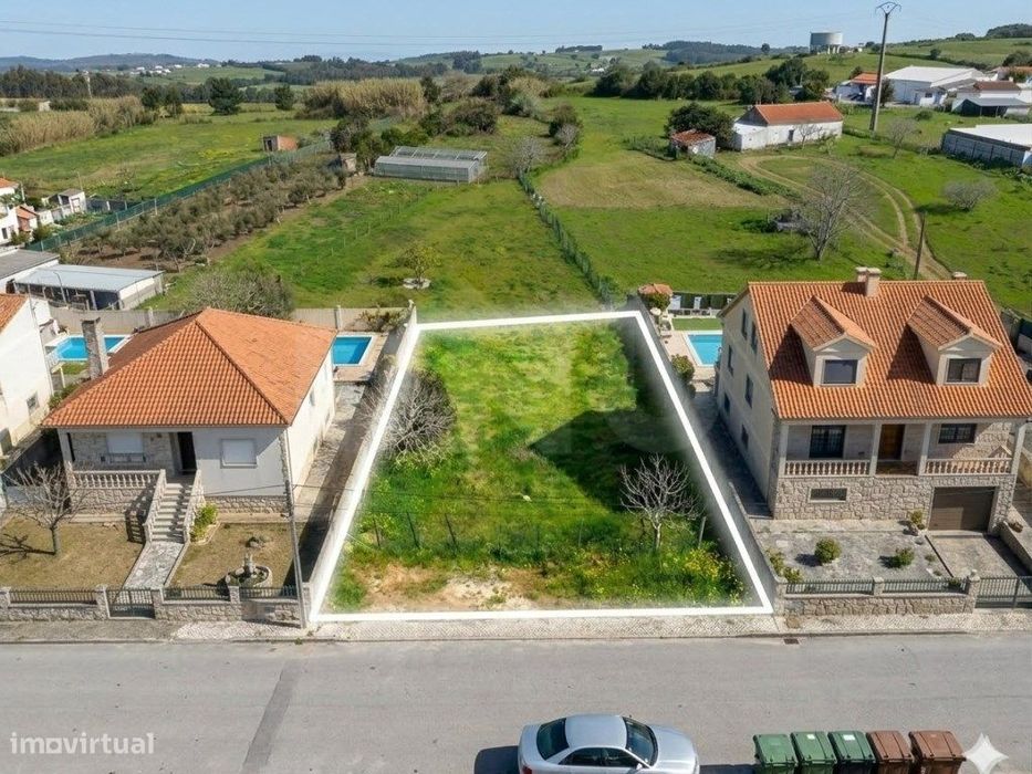 Terreno para construção com 700m², para venda em Coto - Caldas da R...