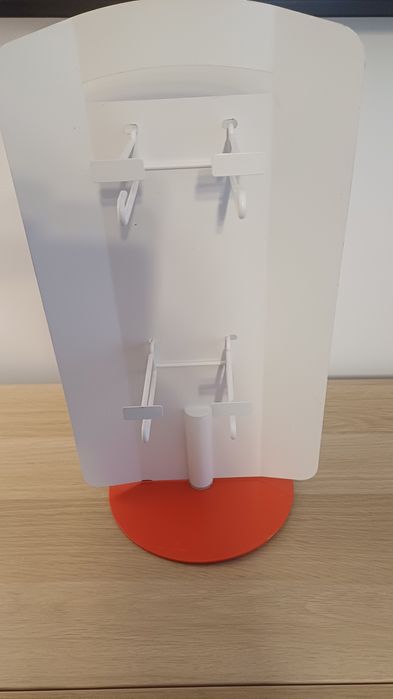 Expositor giratório branco/vermelho