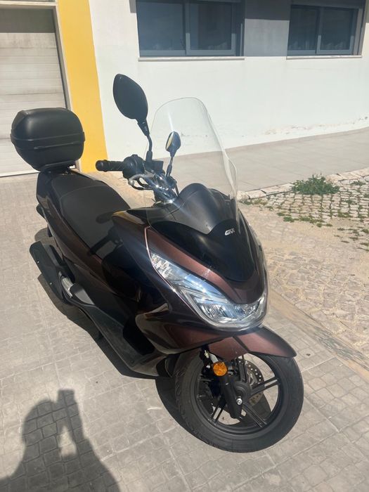 Mota Honda GIVI 125