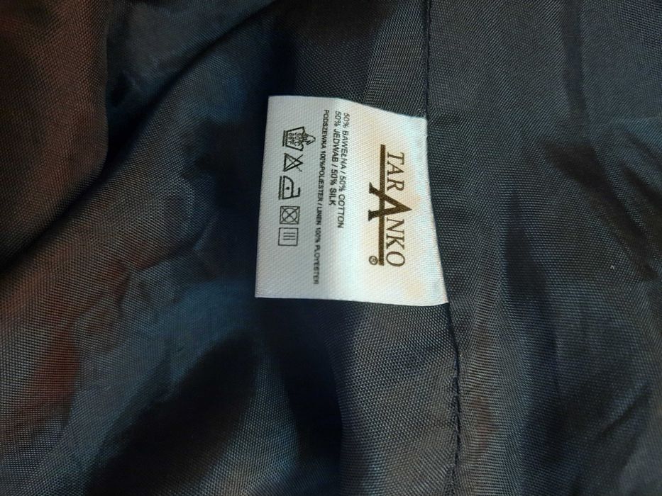 Czarna sukienka jak mgiełka