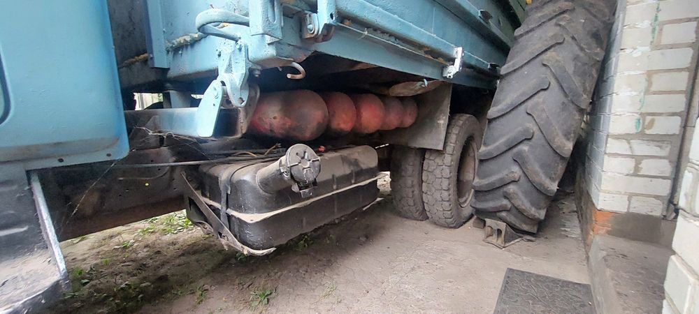 Газон самоскид ГАЗ - САЗ 3507