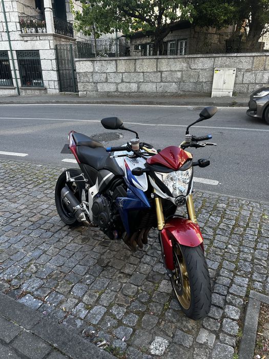 Honda cb1000r 2011