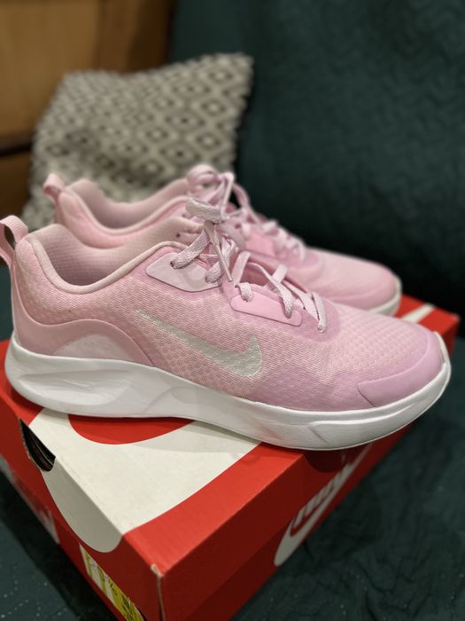 Кросівки Nike 38р (24 см)