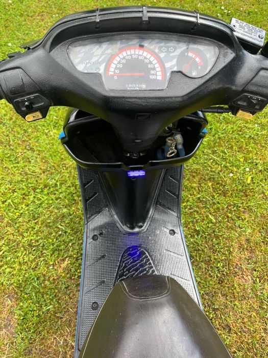продам скутер Honda!