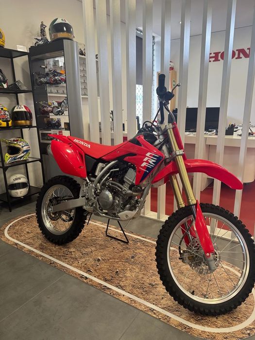 Honda CRF  150 motocross