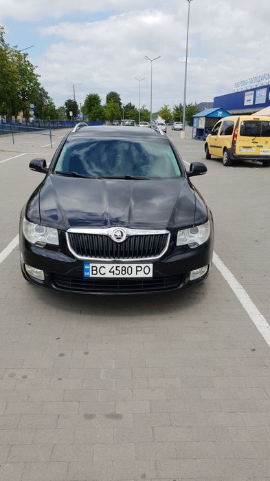 Skoda Superb 2 2011