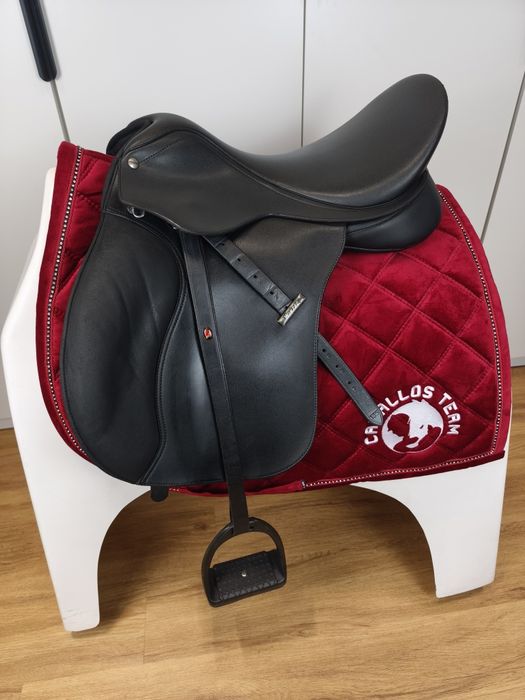 17,5 cali Wintec 500 siodło wszechstronne Id.517