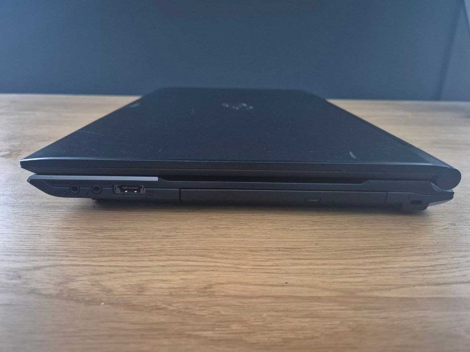 Ноутбук 17.3" Fujitsu LifeBook N532 i7-3630QM 4GB RAM 750HDD FullHD уцінка