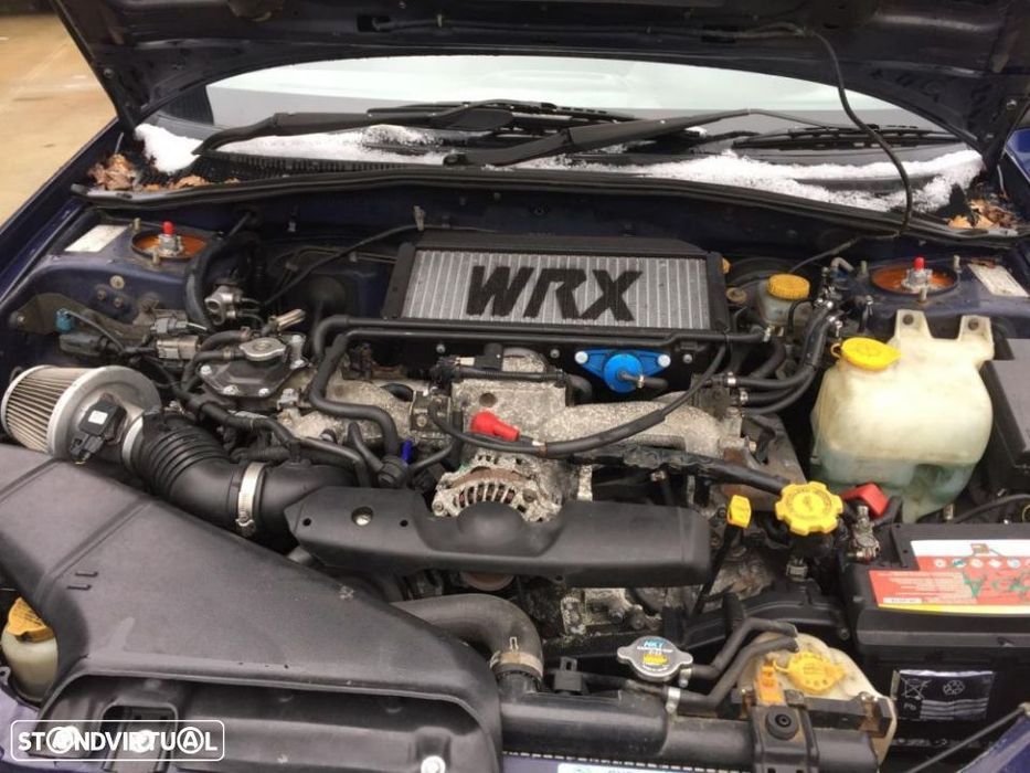 Subaru Impreza WRX 2.0 Turbo de 2001 para peças
