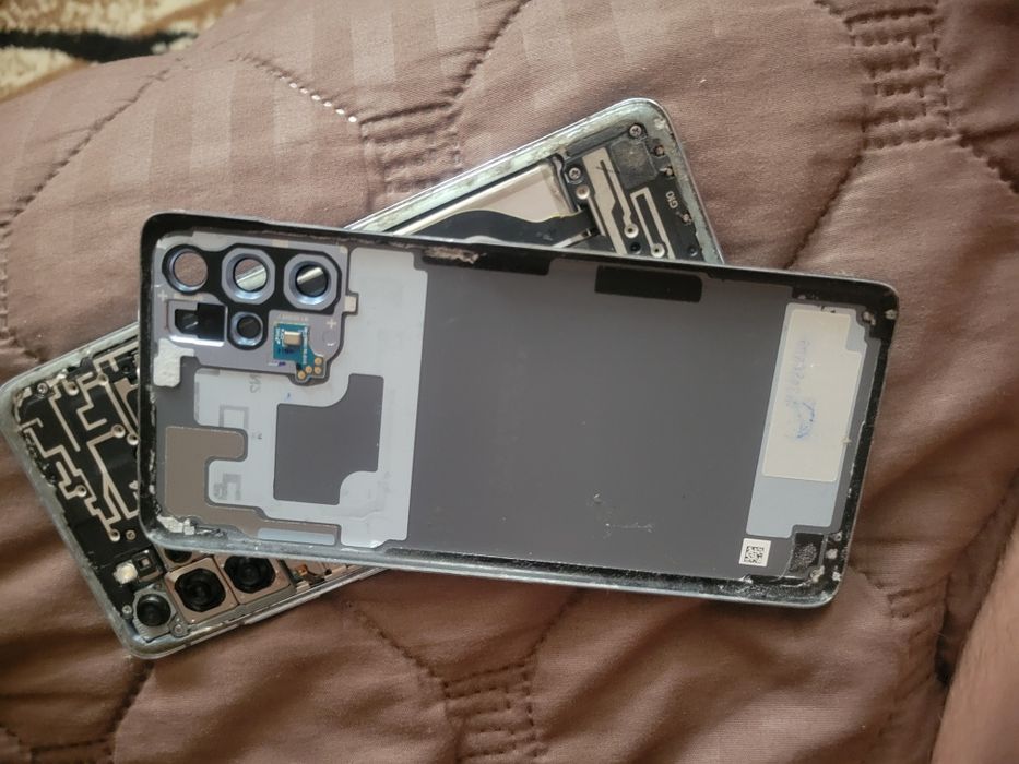 Продам samsung s20plus на запчачті