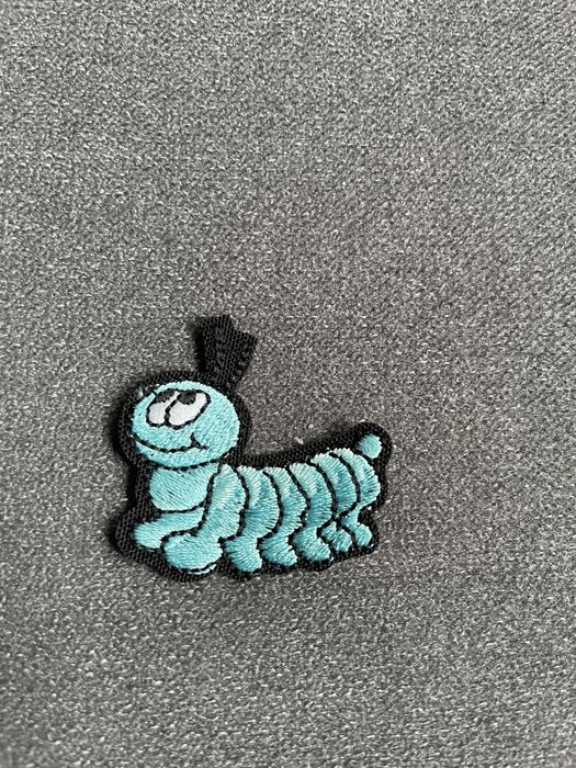 Naszywka termo dżdżownica