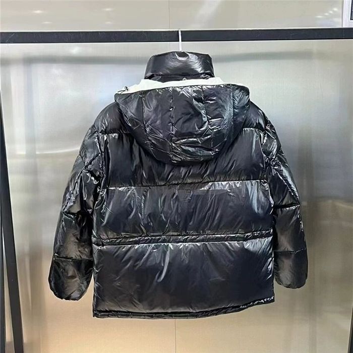Куртка moncler ЧИТАТИ ОПИС
