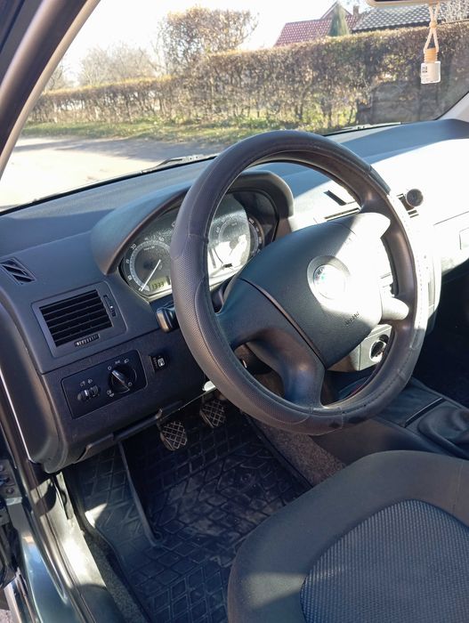 шкода фабія 14 газ бензин