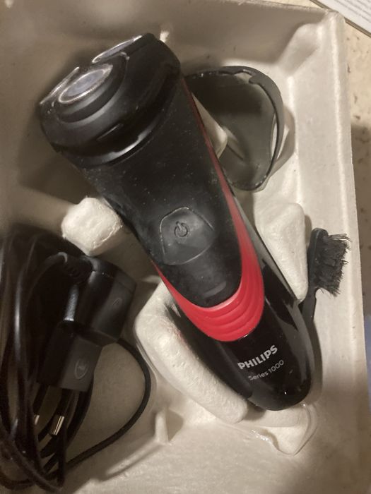 Golarka Philips Series 1000