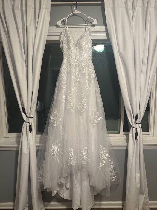 Весільна   сукня біла