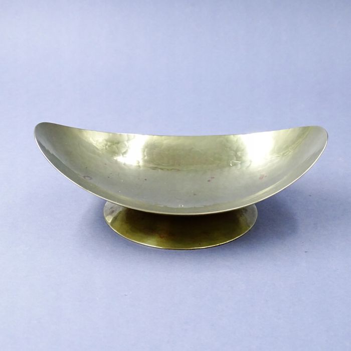 lata 60-te piękny ręcznie wykonana sygnowana miedziana patera paterka