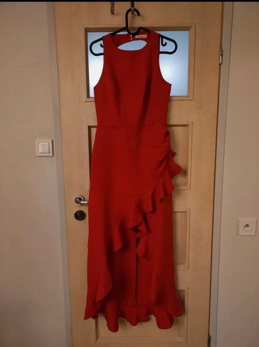 Czerwona elegancka długa sukienka S/M S.Moriss