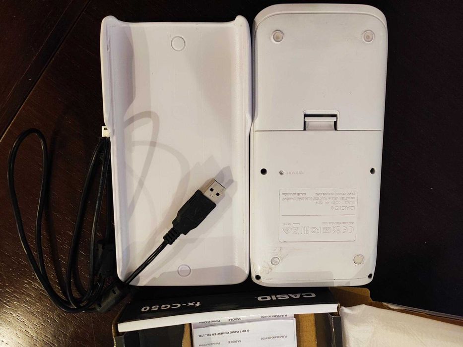 Calculadora Gráfica Casio FX-CG50 em ótimo estado