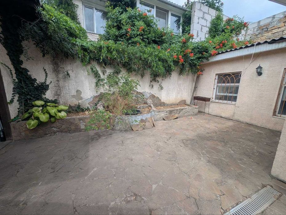 3 комн., Б. Хмельницкого / Мечникова, Привоз, центр все рядом