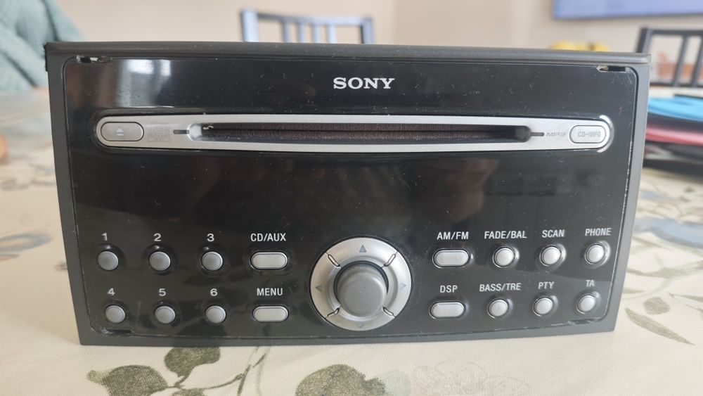 Radio Sony para Ford