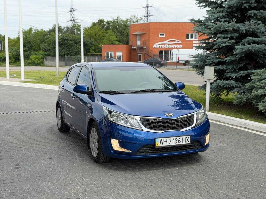 Продам KIA RIO 2012 1.6 Автомат