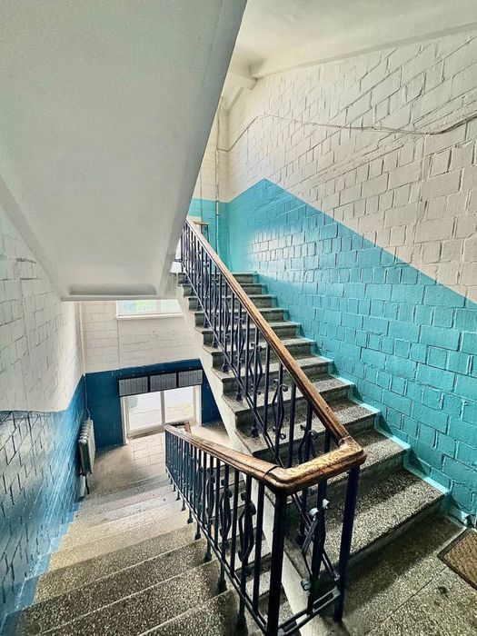 Київ, Сталінка. Продаж двокімнатна квартира, Соломʼянський район, вул. Світличного 10, Караваєві Дачі