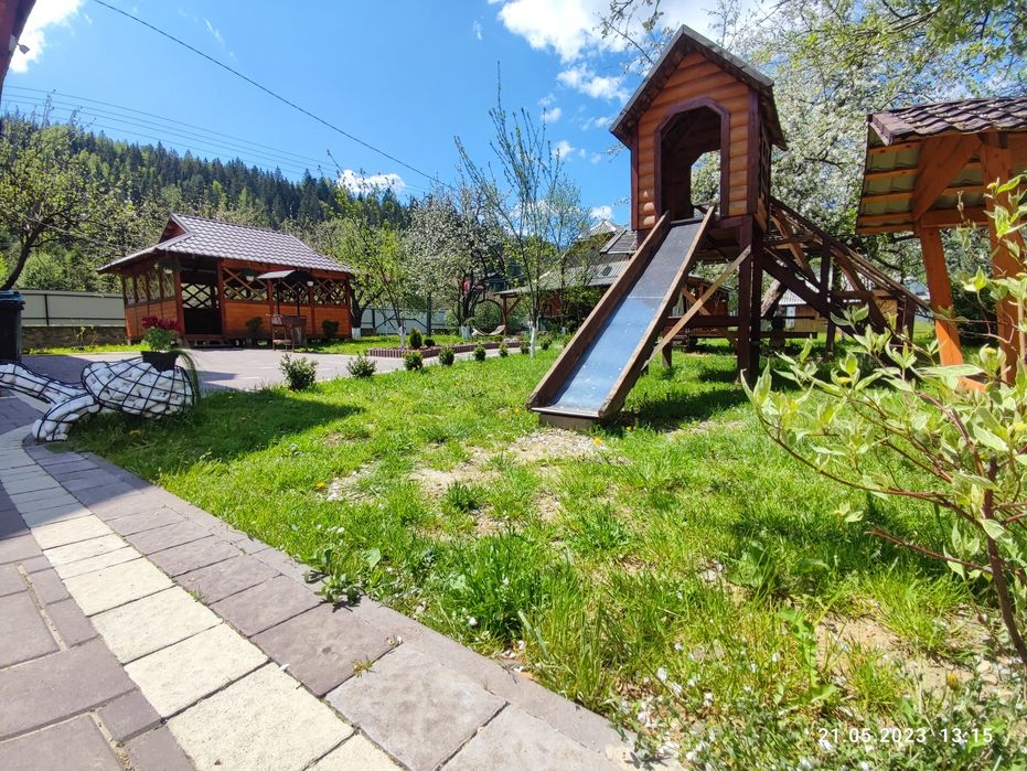 Котедж "ясень"на 2 номери 4-8 місць