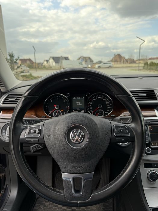 Volkswagen Passat 2012