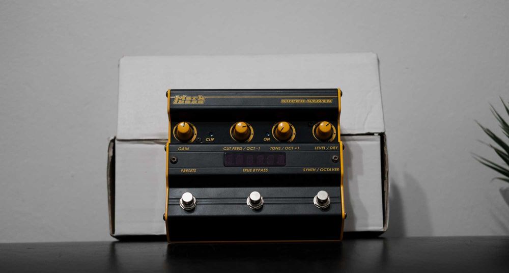 Pedal Markbass Super Synth como novo