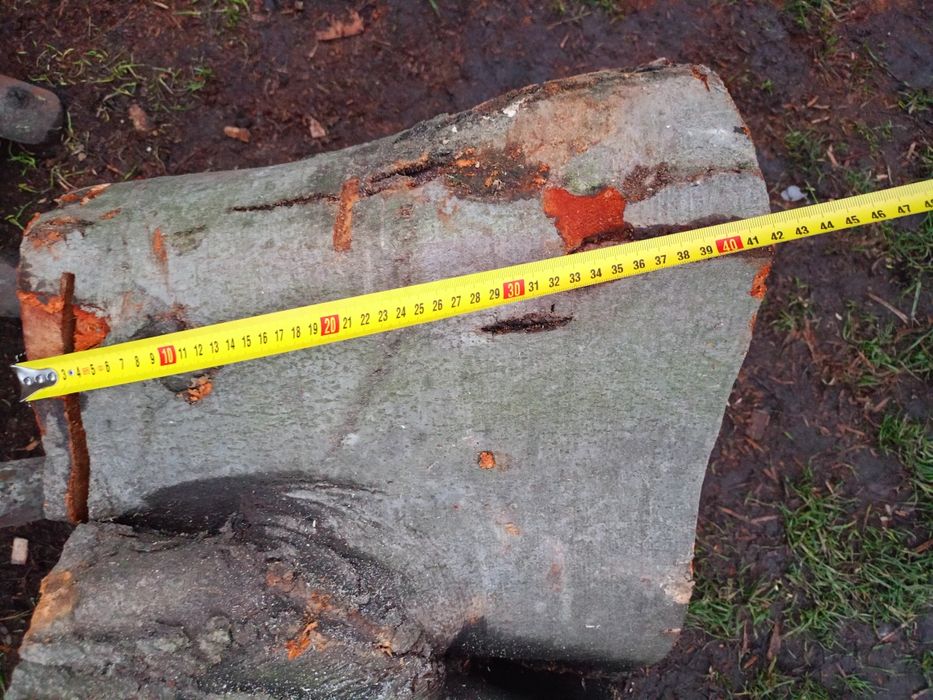 Чудовий стіл дизайнерський.  Дерево бук.