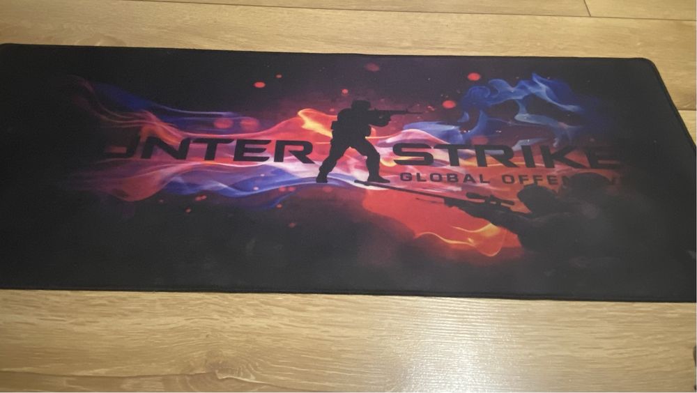 Подставка під ноутбук,коврик і мишка