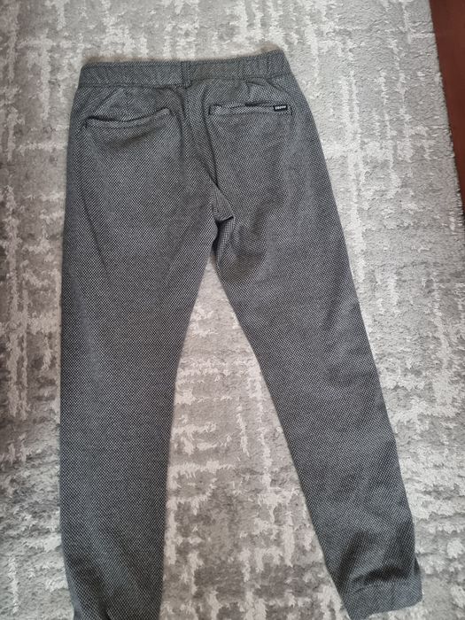 Spodnie dresowe Cropp xs