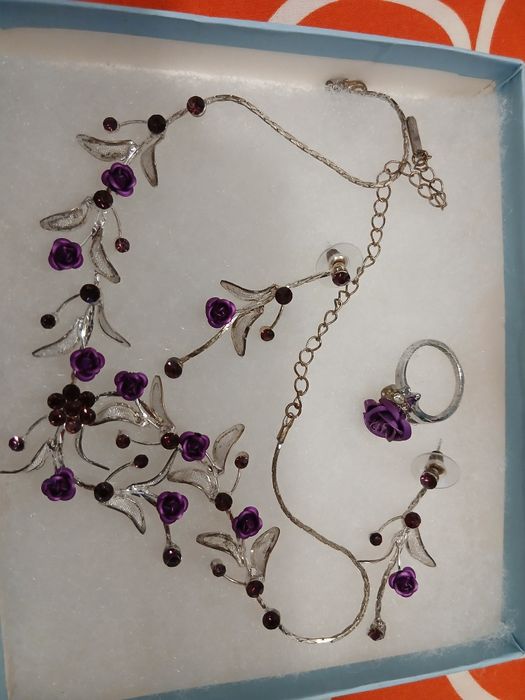 Artigos Varios Collares Canecas,