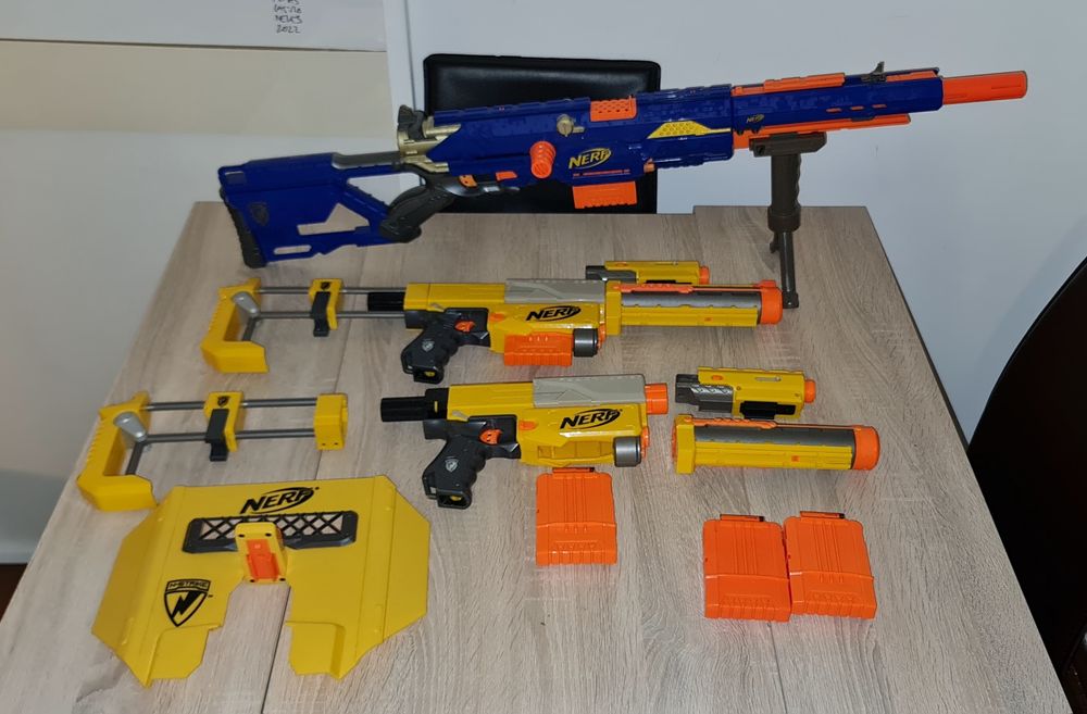 Várias Nerf s leia a descrição.