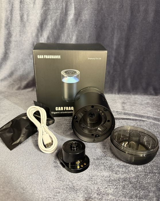 Ароматизатор в авто з ефектом туману