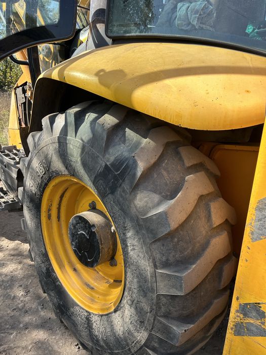 Jcb 3CX 2005 гарний стан