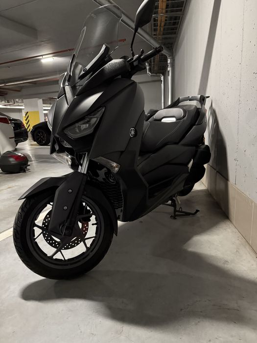 Продам максі-скутер Yamaha X-Max 300