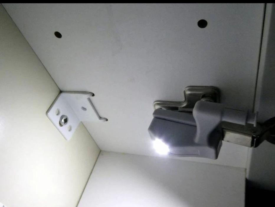 Iluminação armário LED automático