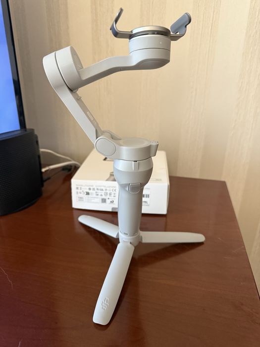 Стабілізатор монопод Dji osmo mobile