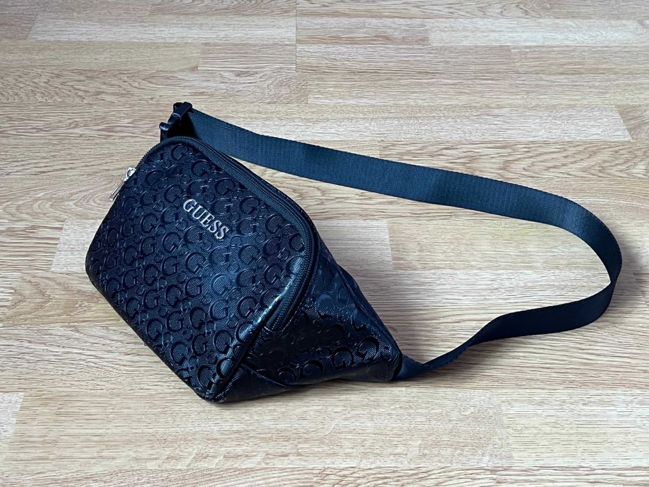 Нова сумка на пояс Guess