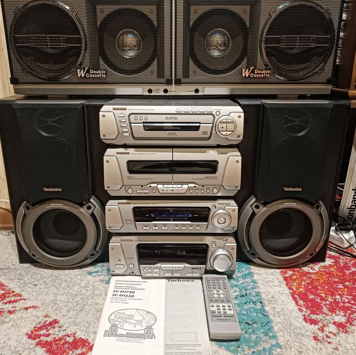 JVC Видеомагнитофон SHARP .Technics.