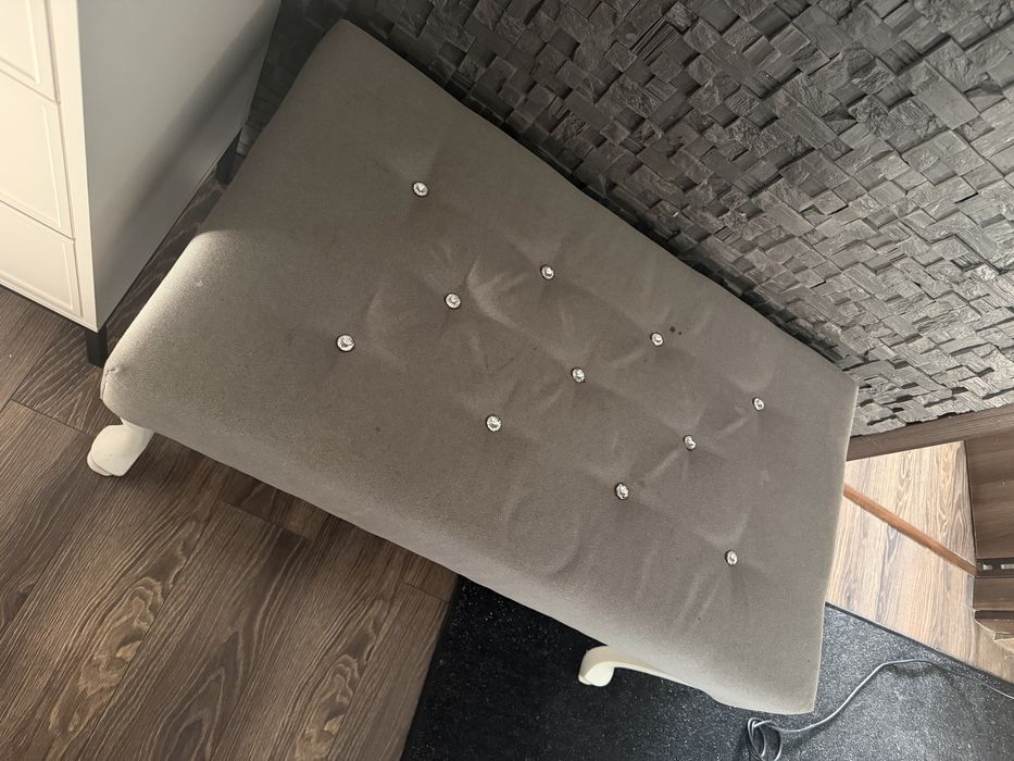 Laweczka 90cm z diamencikami