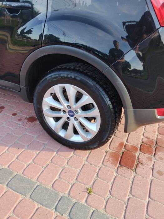 Ford.  Kuga 2009